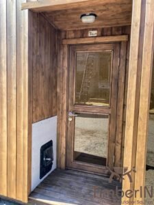 Outdoor modern sauna with a glass front (18)