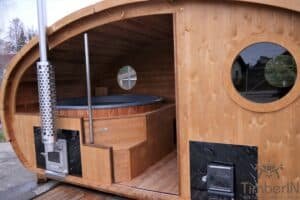 Outdoor oval sauna with an integrated hot tub (44)